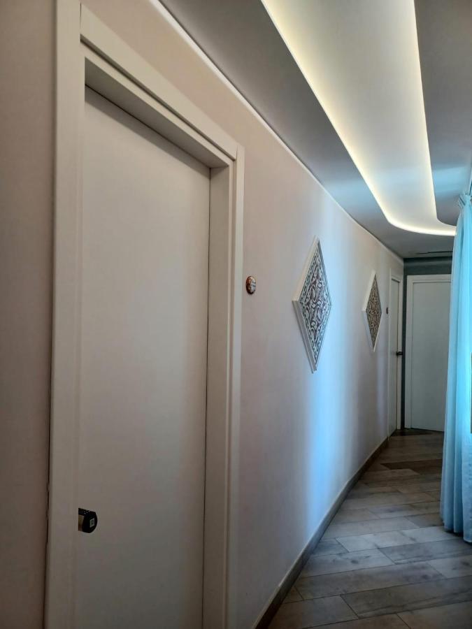 B&B Federico II Наполи Екстериор снимка