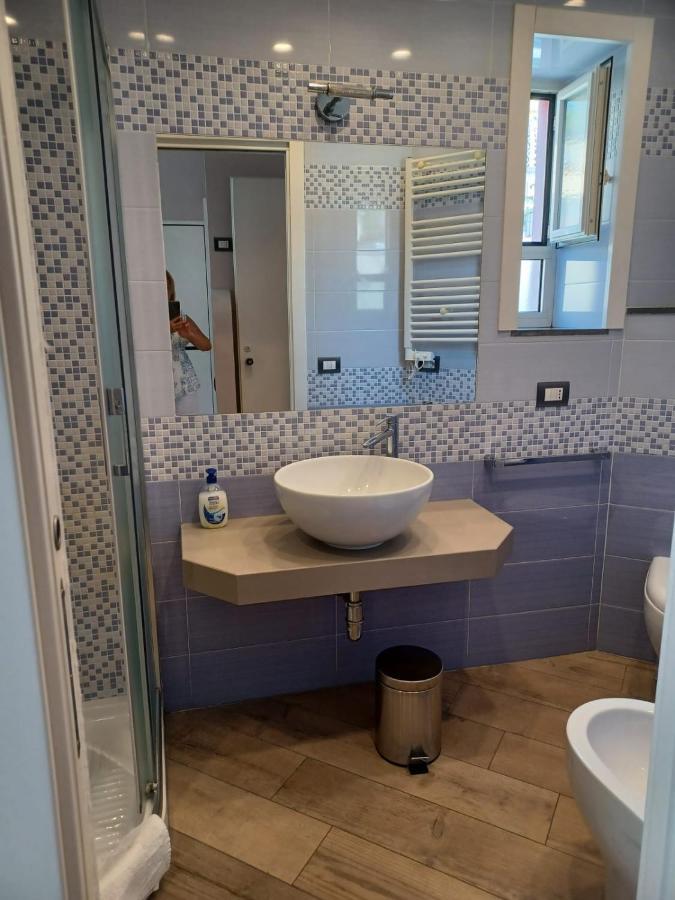 B&B Federico II Наполи Екстериор снимка