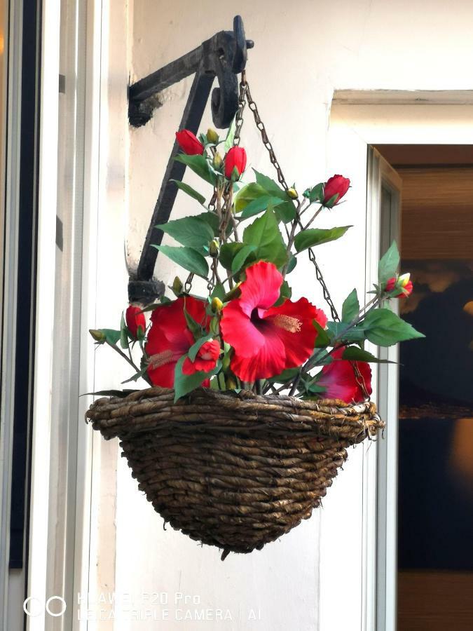 B&B Federico II Наполи Екстериор снимка